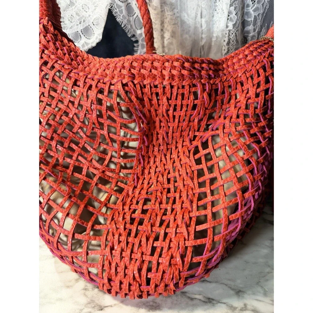 SR Squared by Sondra Roberts Woven Leather Hobo Tote Red Boho (A2951)
